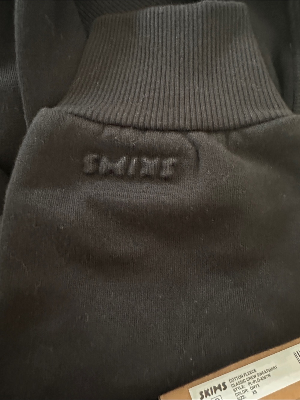 SKIMS Cotton Fleece Classic Crewneck Sweatshirt NWT - Picture 4 of 4